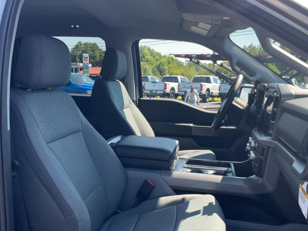 new 2024 Ford F-150 car, priced at $57,885