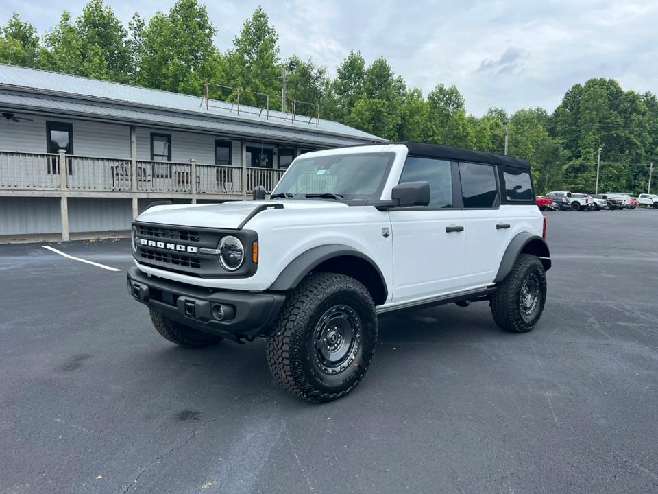 new 2025 Ford Bronco car, priced at $47,842