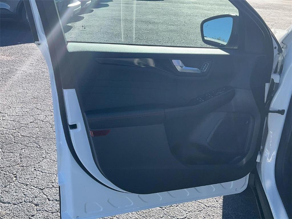 new 2025 Ford Escape car, priced at $28,470