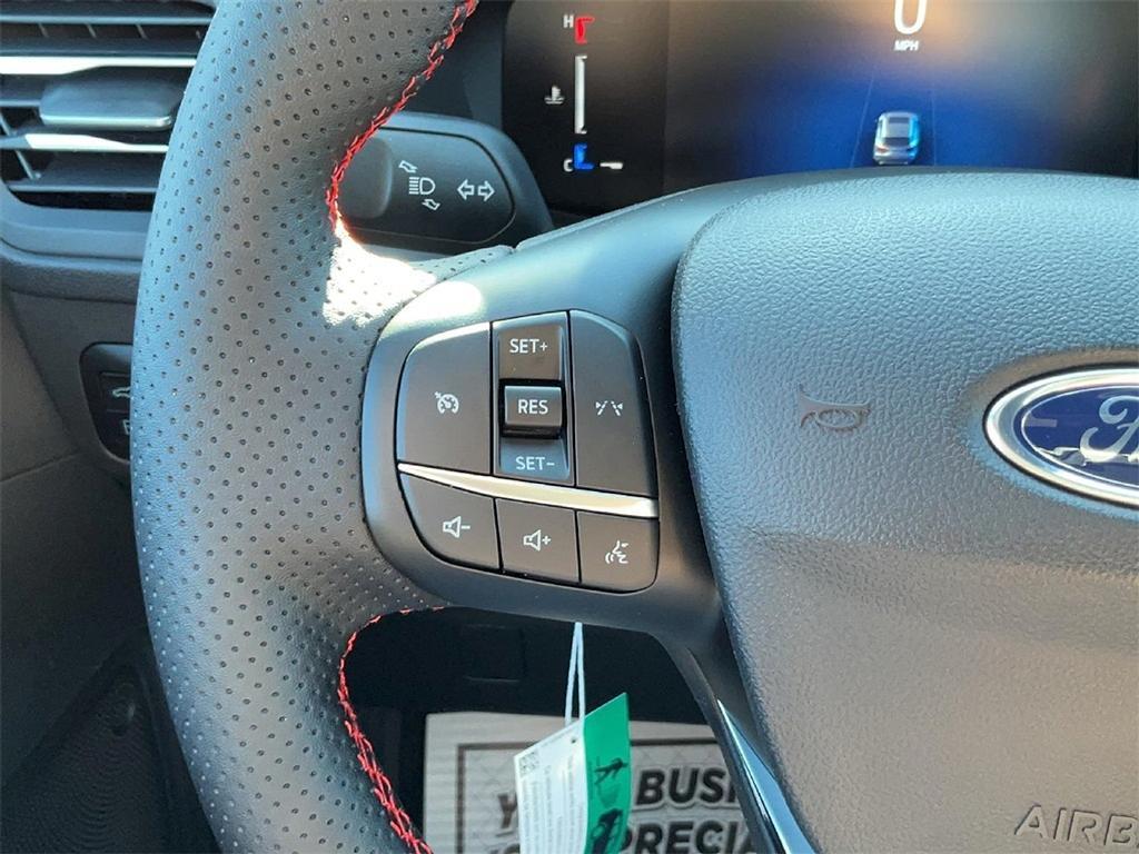 new 2025 Ford Escape car, priced at $28,470