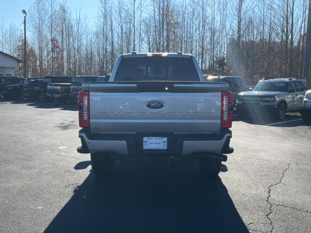 new 2024 Ford F-250 car, priced at $55,245