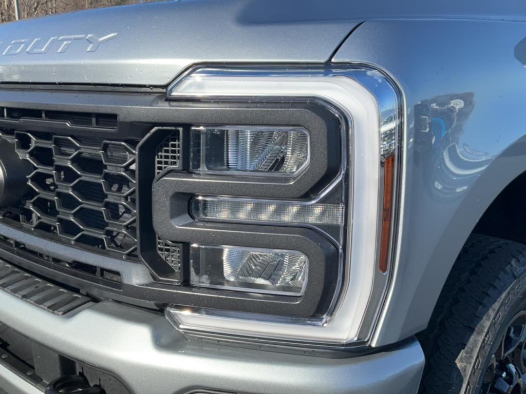 new 2024 Ford F-250 car, priced at $55,245