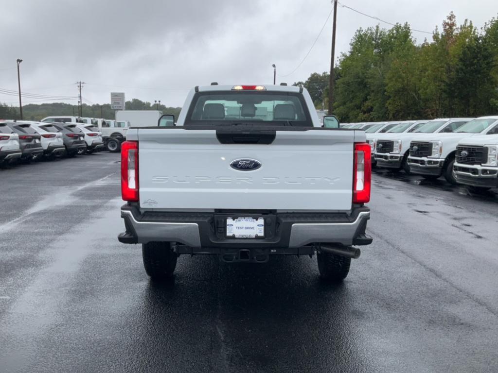 new 2024 Ford F-250 car, priced at $44,680