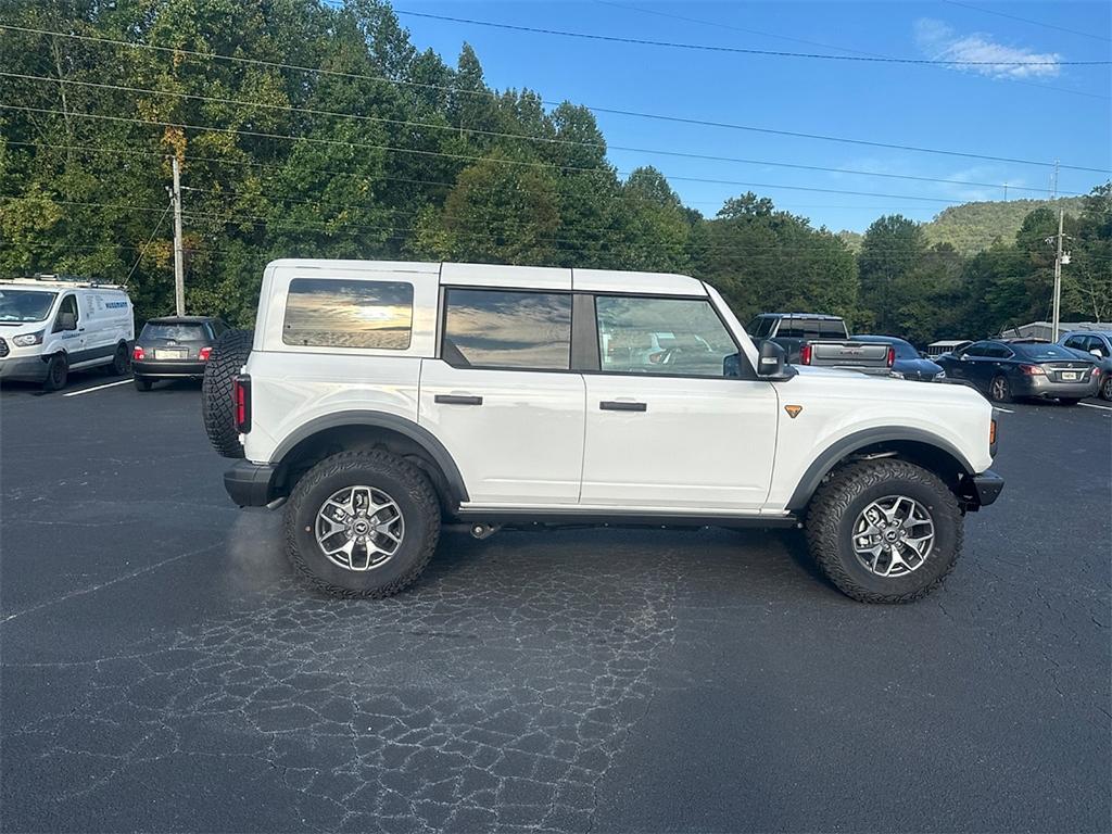 new 2025 Ford Bronco car, priced at $60,000