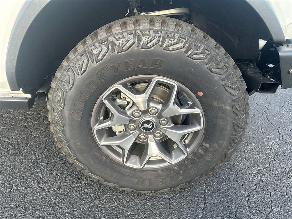 new 2025 Ford Bronco car, priced at $60,000