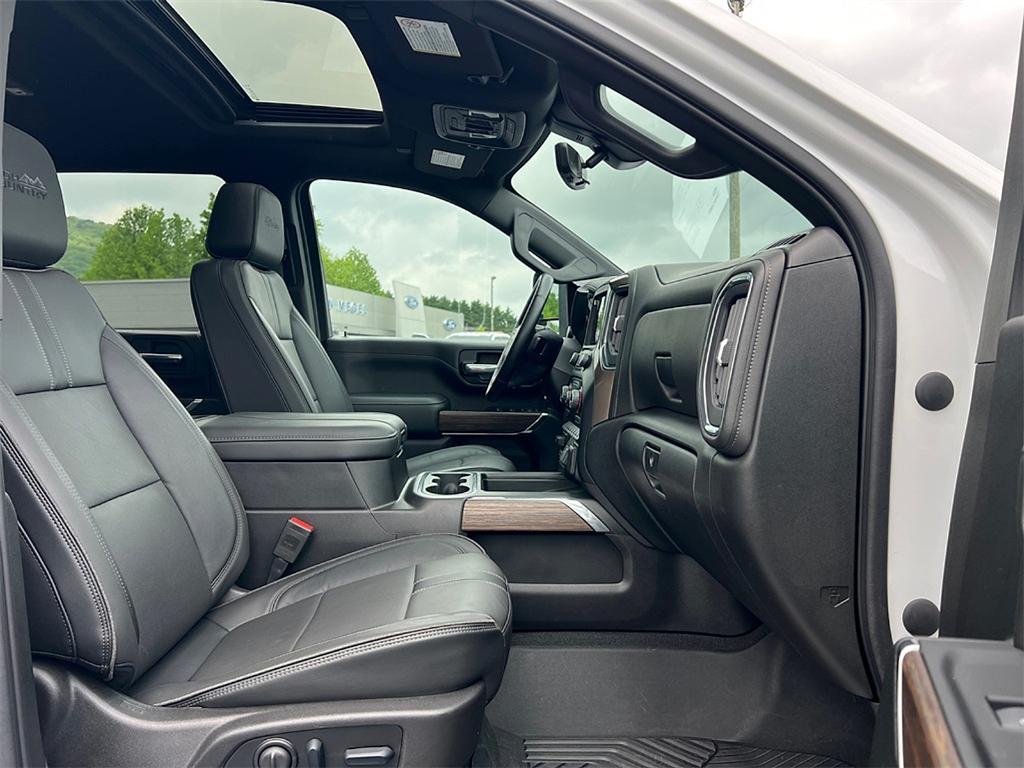 used 2023 Chevrolet Silverado 3500 car, priced at $67,323
