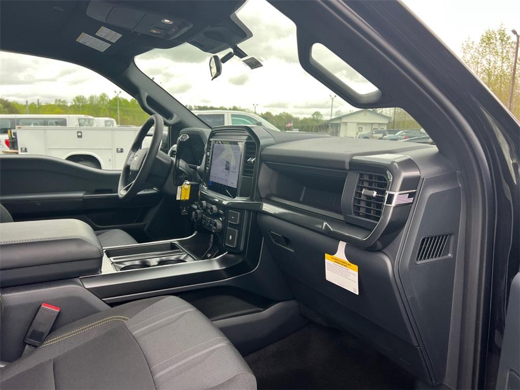 new 2025 Ford F-150 car, priced at $47,035