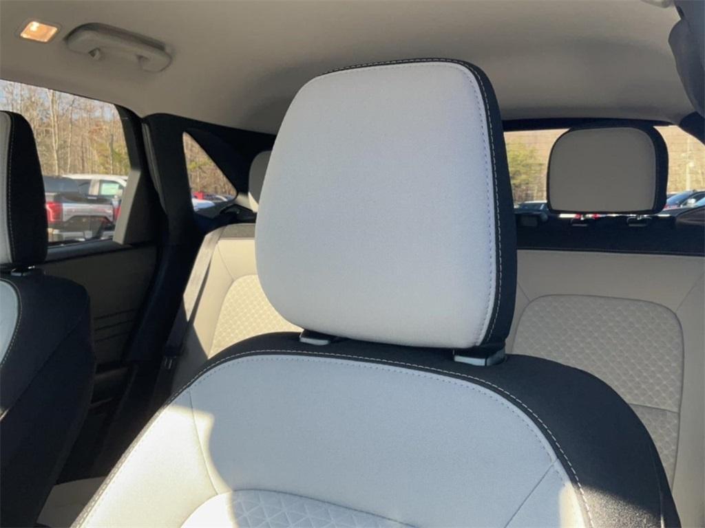 new 2025 Ford Escape car, priced at $28,627