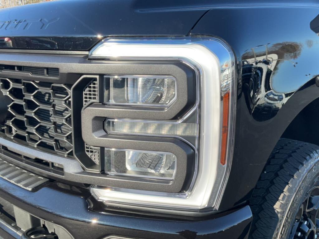 new 2024 Ford F-250 car, priced at $65,165