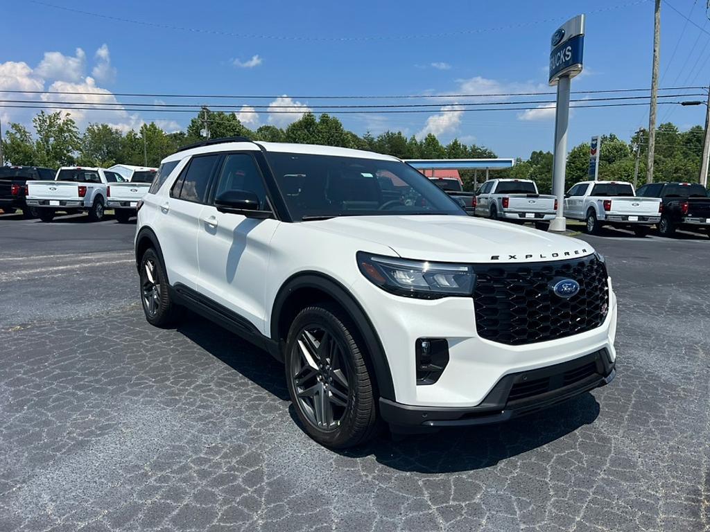 new 2025 Ford Explorer car, priced at $54,080