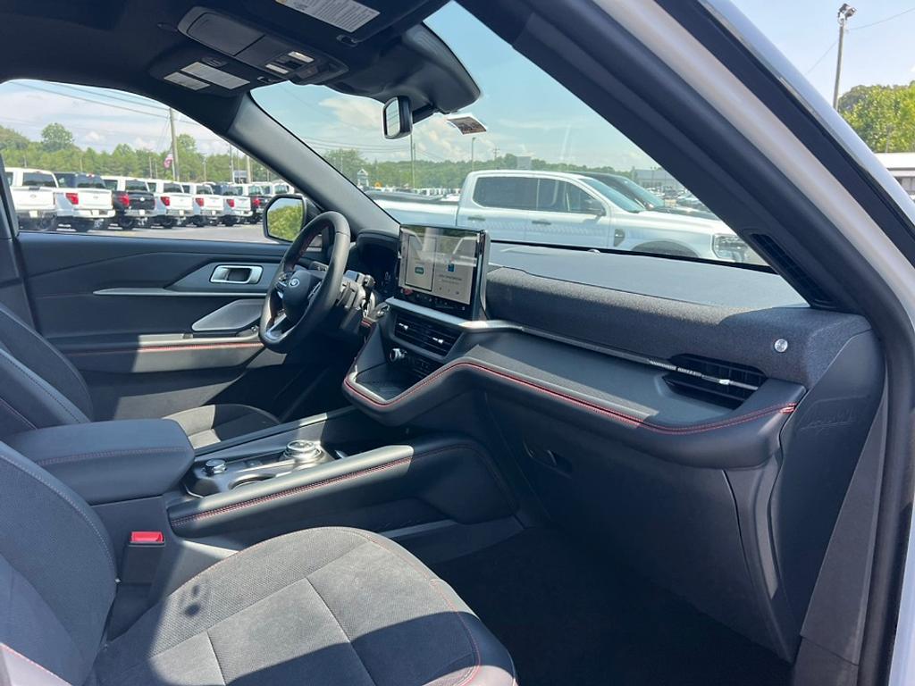 new 2025 Ford Explorer car, priced at $54,080