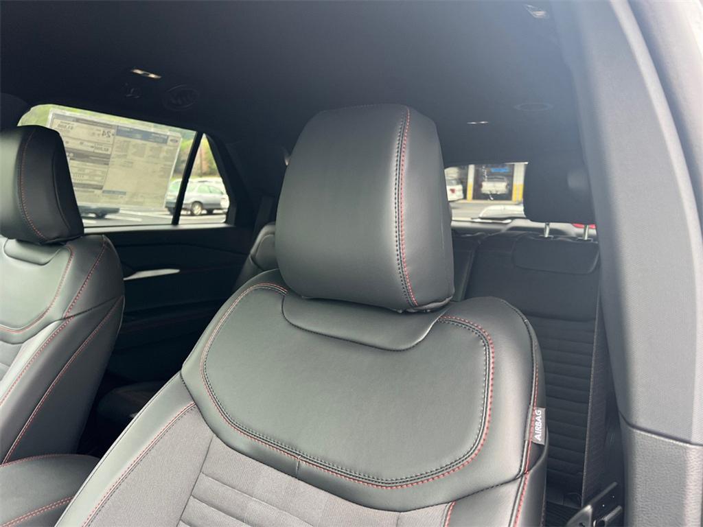 new 2025 Ford Explorer car, priced at $44,365