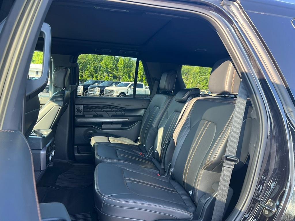 used 2024 Ford Expedition car, priced at $62,998