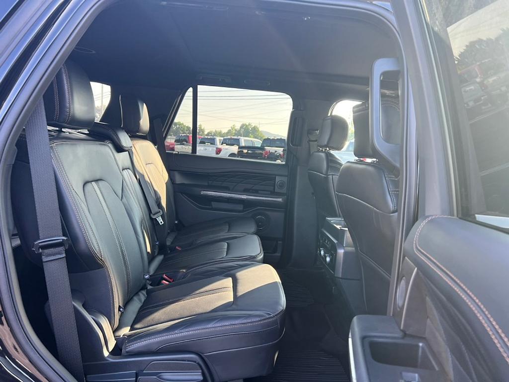 used 2024 Ford Expedition car, priced at $62,998