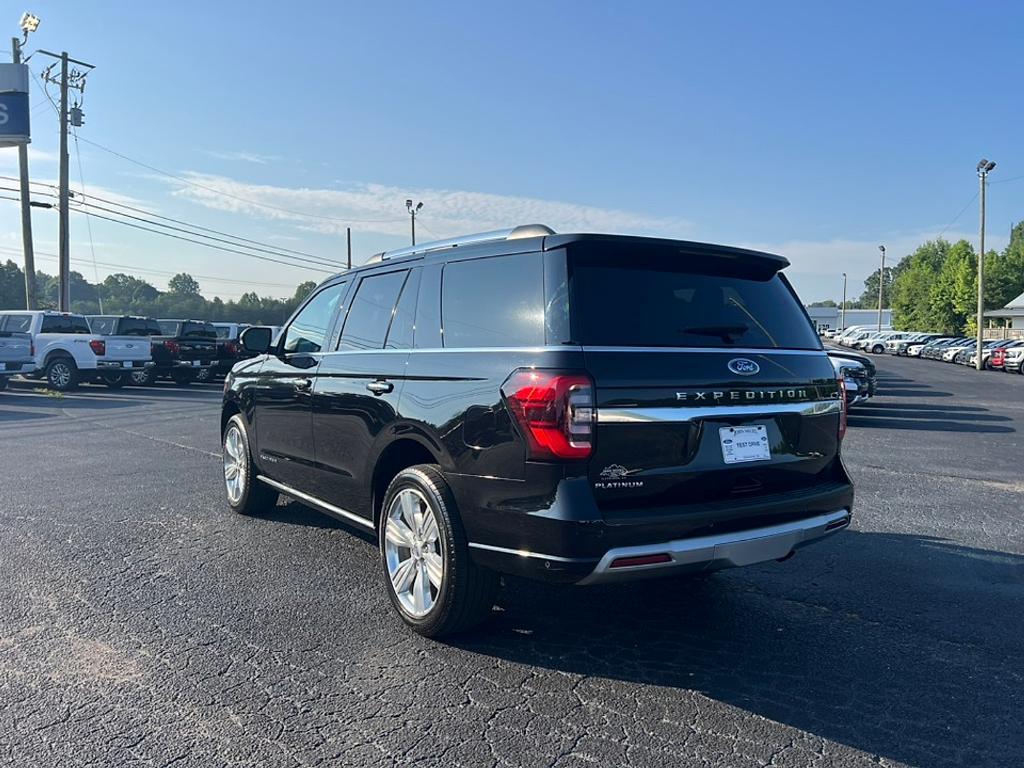 used 2024 Ford Expedition car, priced at $62,998