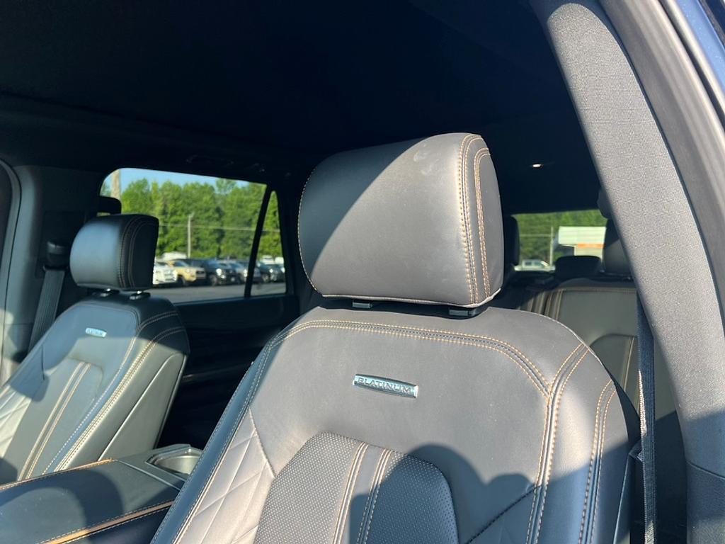 used 2024 Ford Expedition car, priced at $62,998