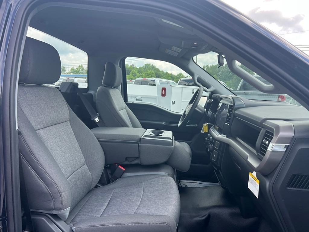 new 2025 Ford F-150 car, priced at $37,867