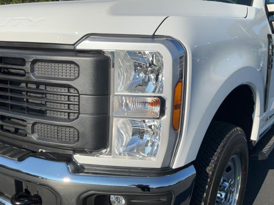 new 2024 Ford F-350 car, priced at $59,880