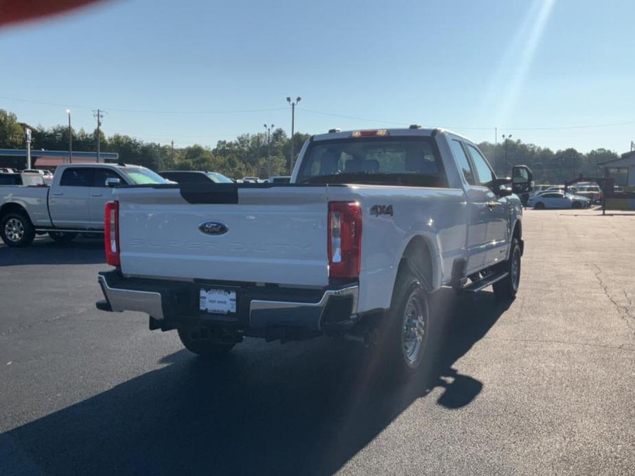 new 2024 Ford F-350 car, priced at $59,880