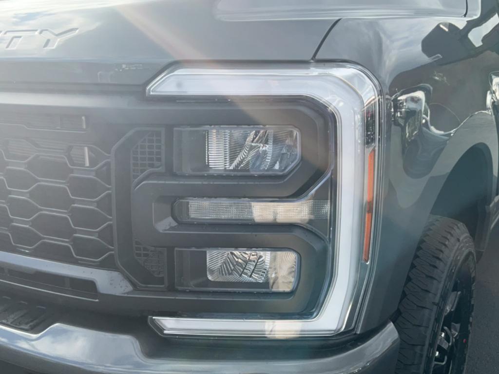 new 2024 Ford F-250 car, priced at $55,245