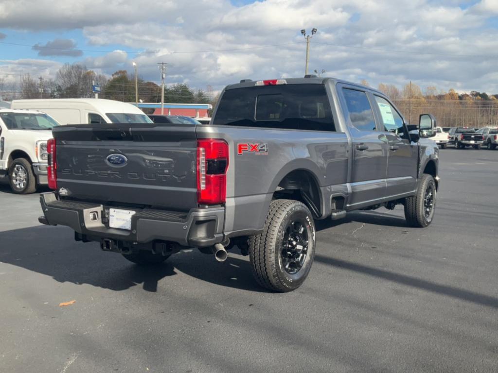 new 2024 Ford F-250 car, priced at $55,245