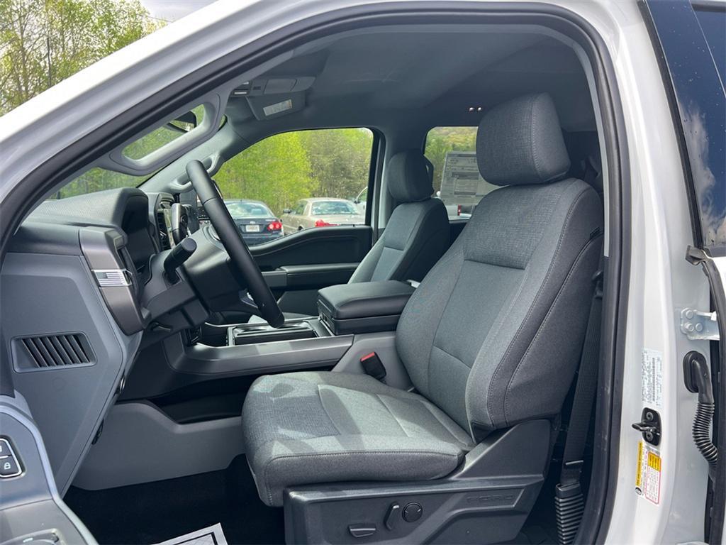 new 2025 Ford F-150 car, priced at $57,099
