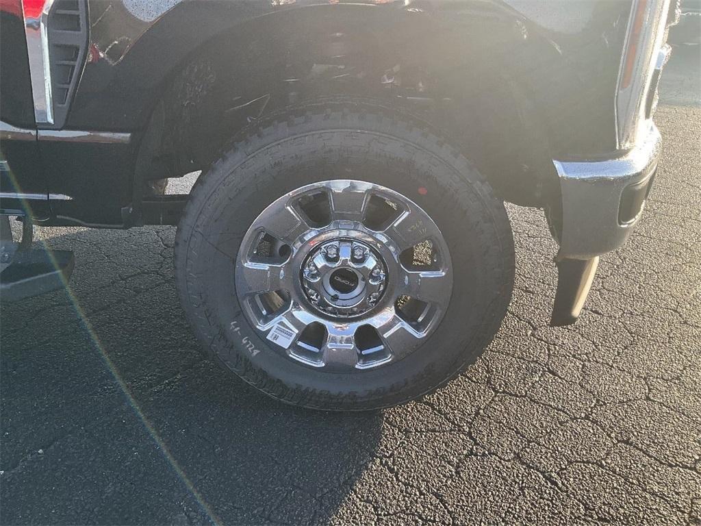 new 2025 Ford F-250 car, priced at $81,415