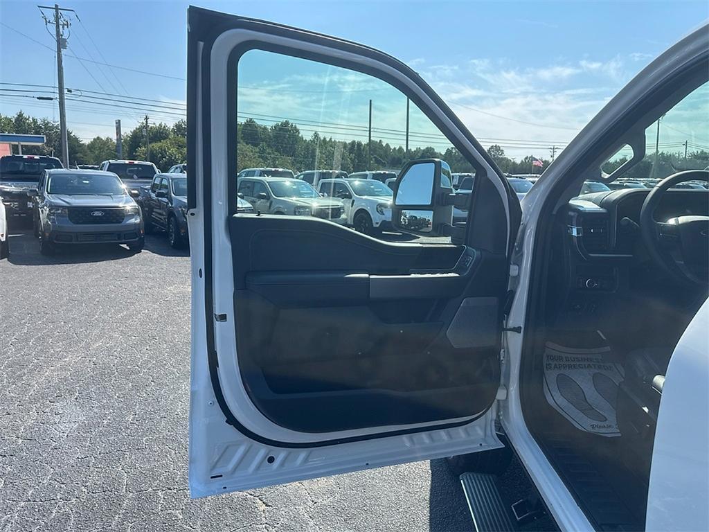 new 2026 Ford F-350 car, priced at $93,180