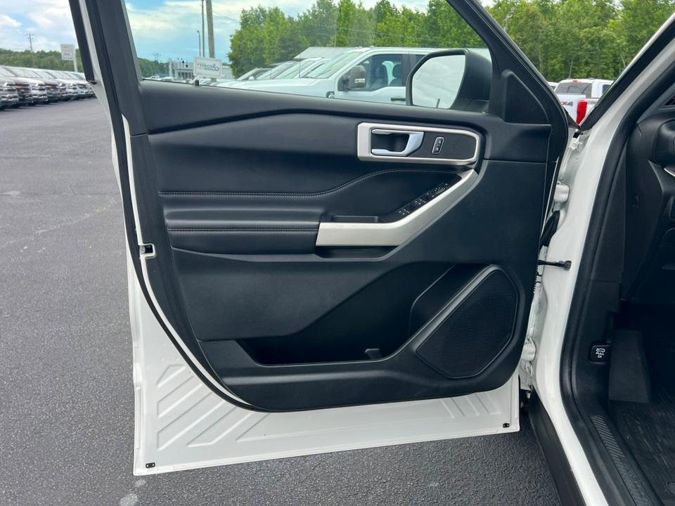 used 2022 Ford Explorer car, priced at $31,933
