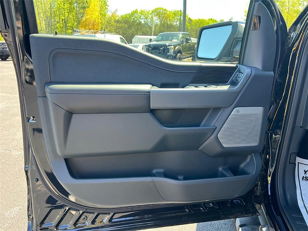 new 2025 Ford F-150 car, priced at $62,286