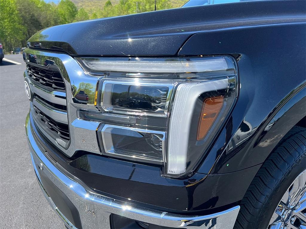 new 2025 Ford F-150 car, priced at $62,286
