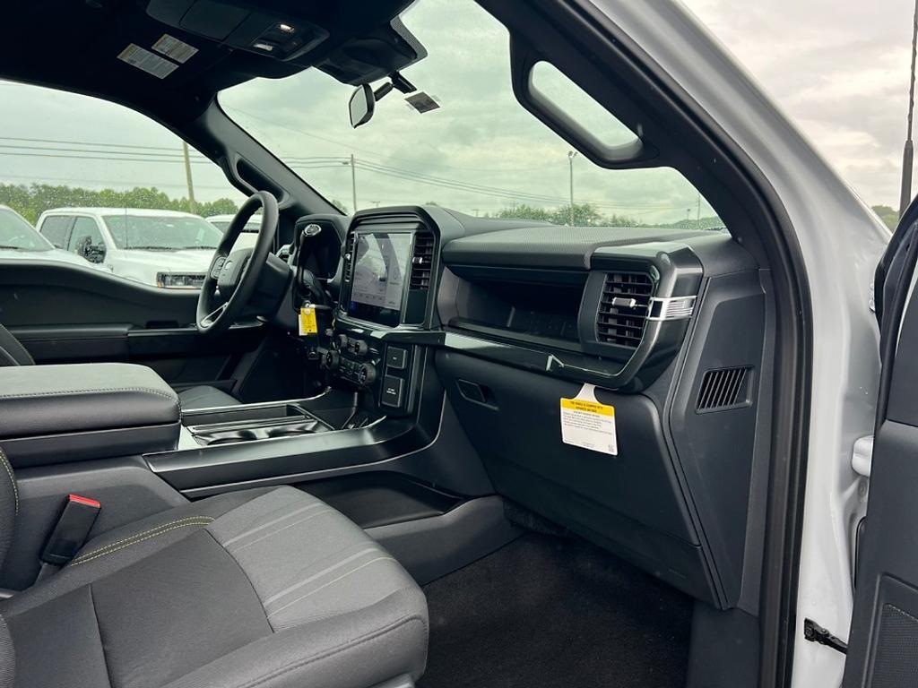 new 2025 Ford F-150 car, priced at $45,558
