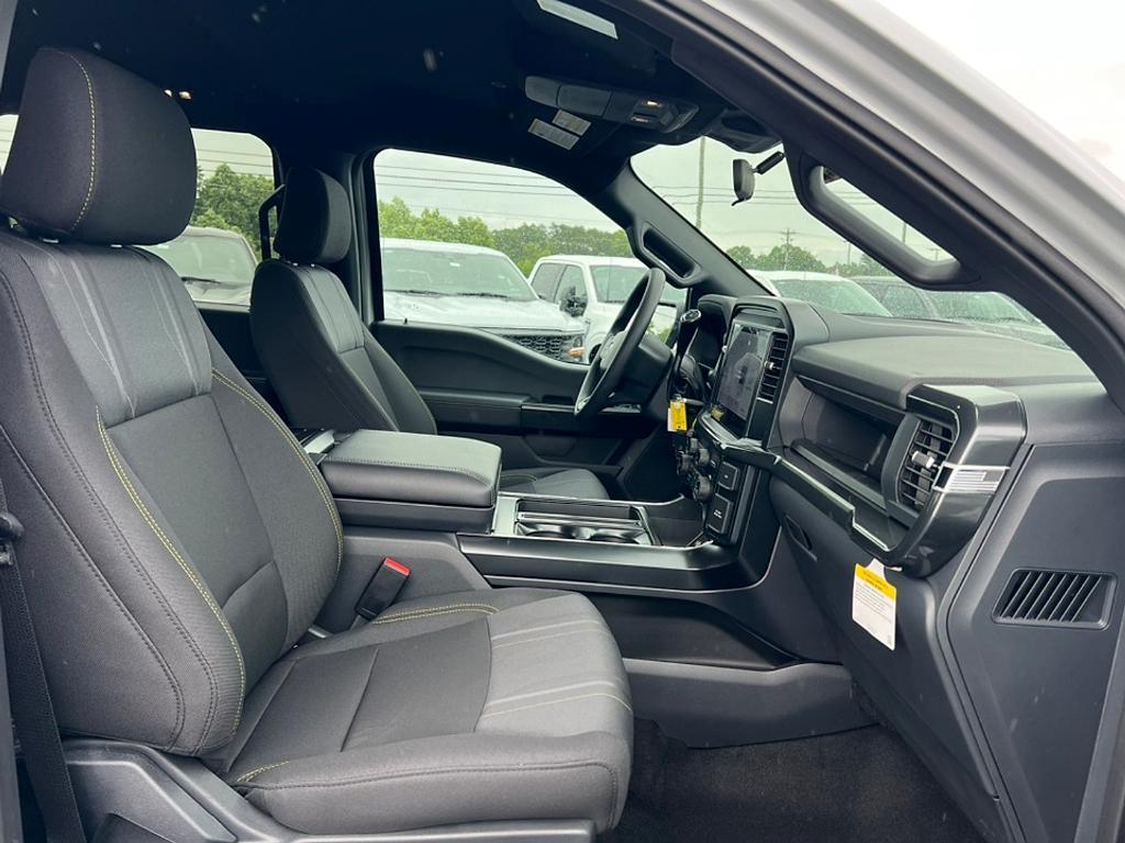 new 2025 Ford F-150 car, priced at $45,558
