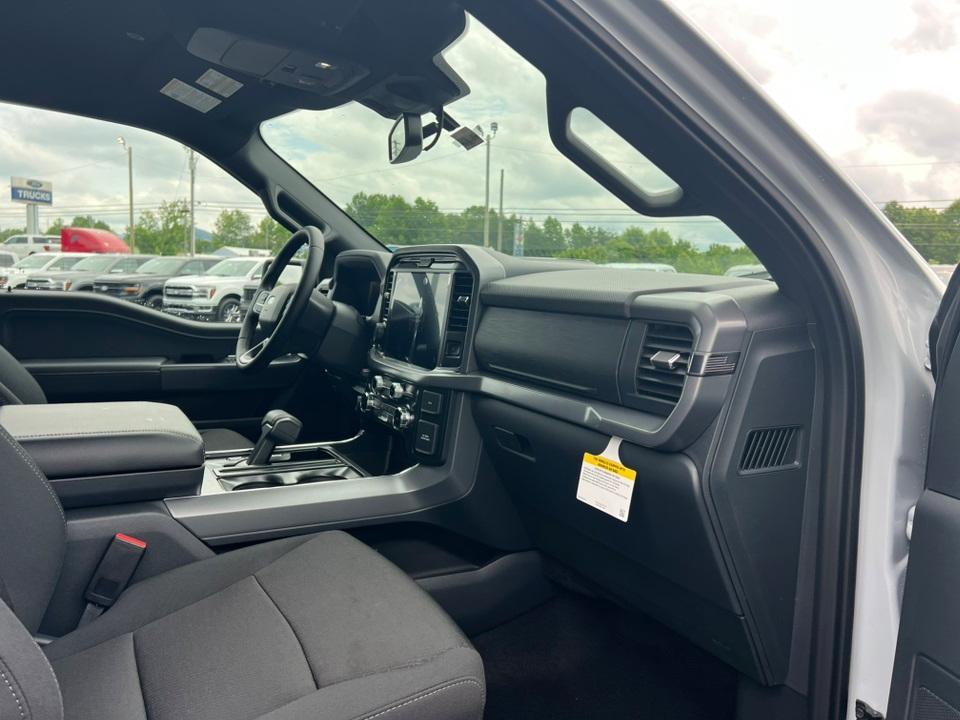 new 2025 Ford F-150 car, priced at $54,821