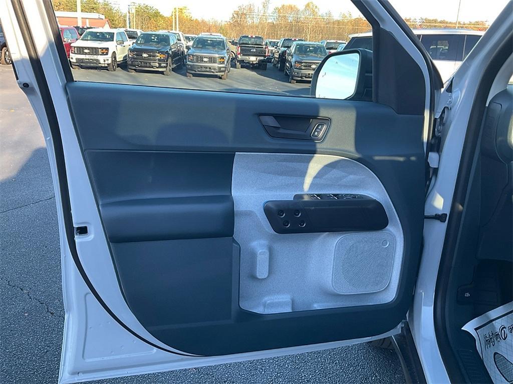 new 2025 Ford Maverick car, priced at $30,230