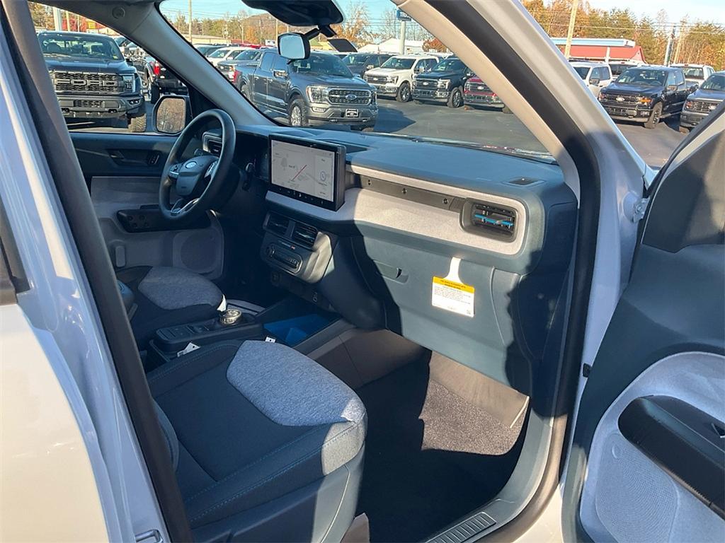 new 2025 Ford Maverick car, priced at $30,230