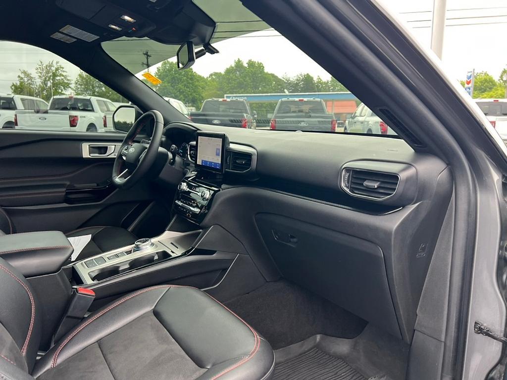 used 2023 Ford Explorer car, priced at $35,859