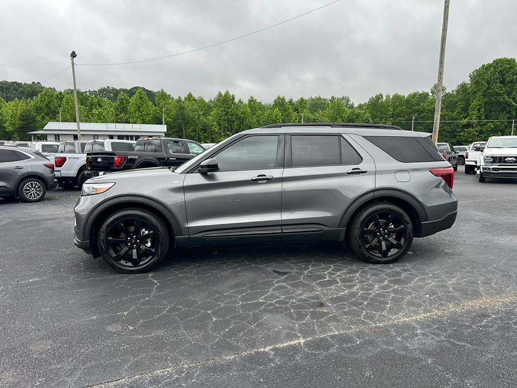 used 2023 Ford Explorer car, priced at $35,859