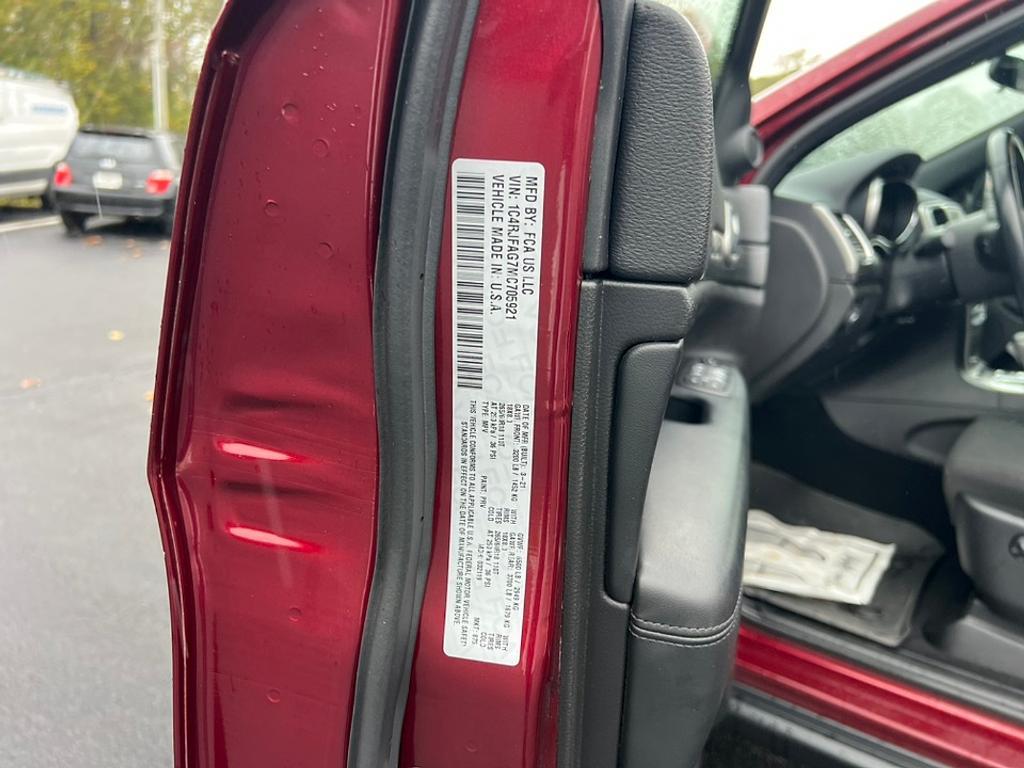 used 2021 Jeep Grand Cherokee car, priced at $19,999