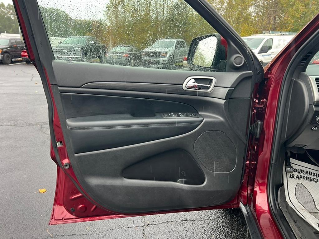 used 2021 Jeep Grand Cherokee car, priced at $19,999