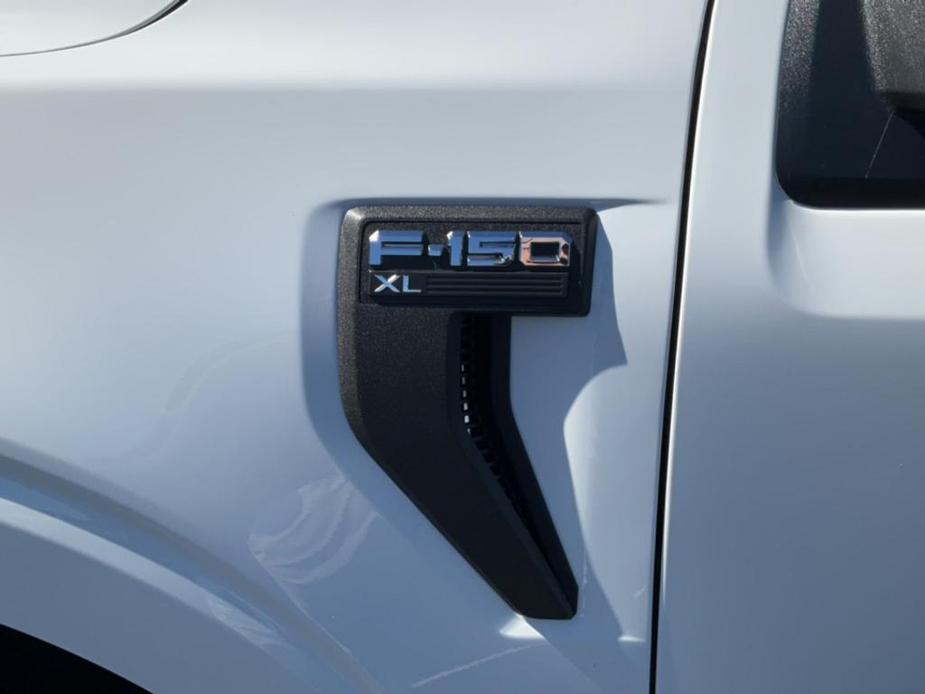 new 2024 Ford F-150 car, priced at $42,490