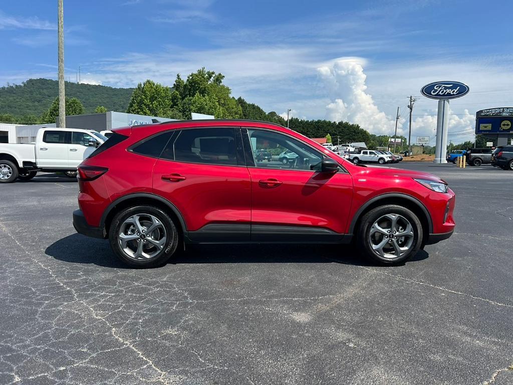 new 2025 Ford Escape car, priced at $29,820
