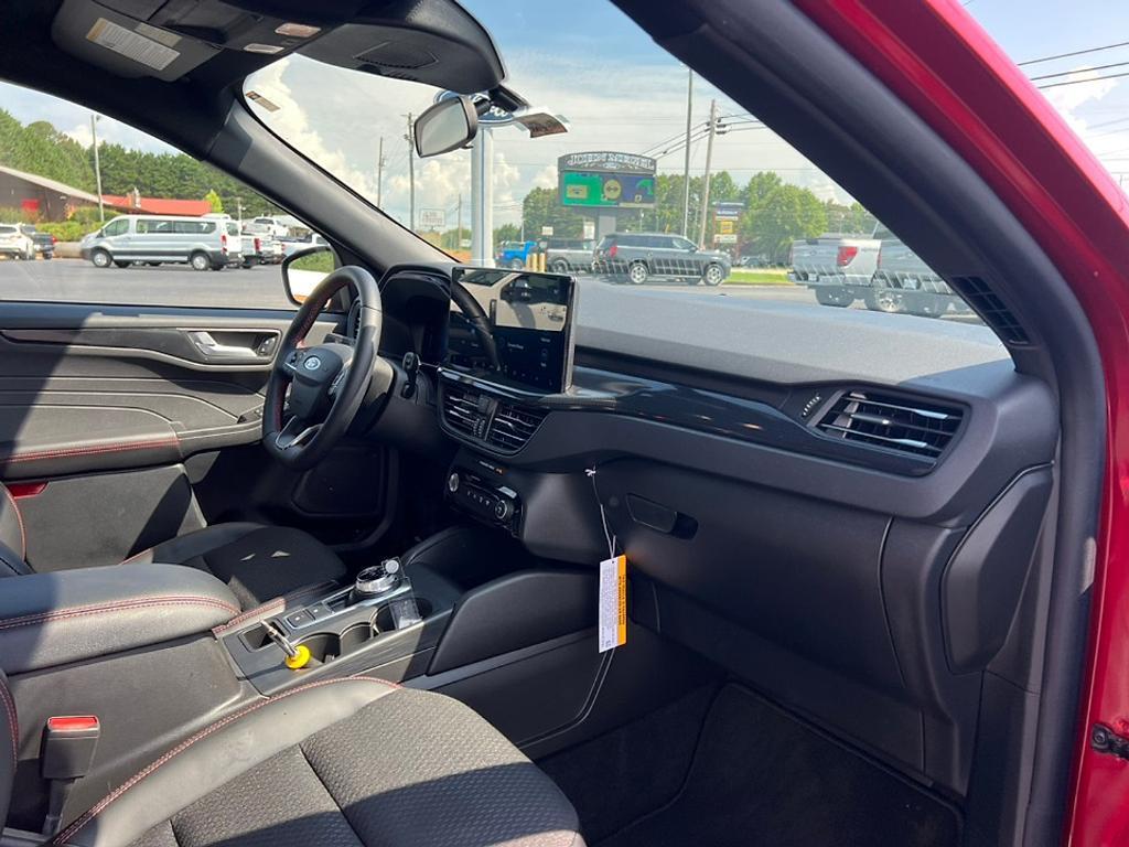 new 2025 Ford Escape car, priced at $29,820