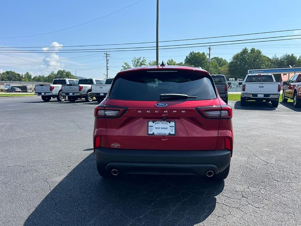 new 2025 Ford Escape car, priced at $29,820