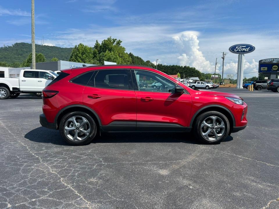 new 2025 Ford Escape car, priced at $26,320