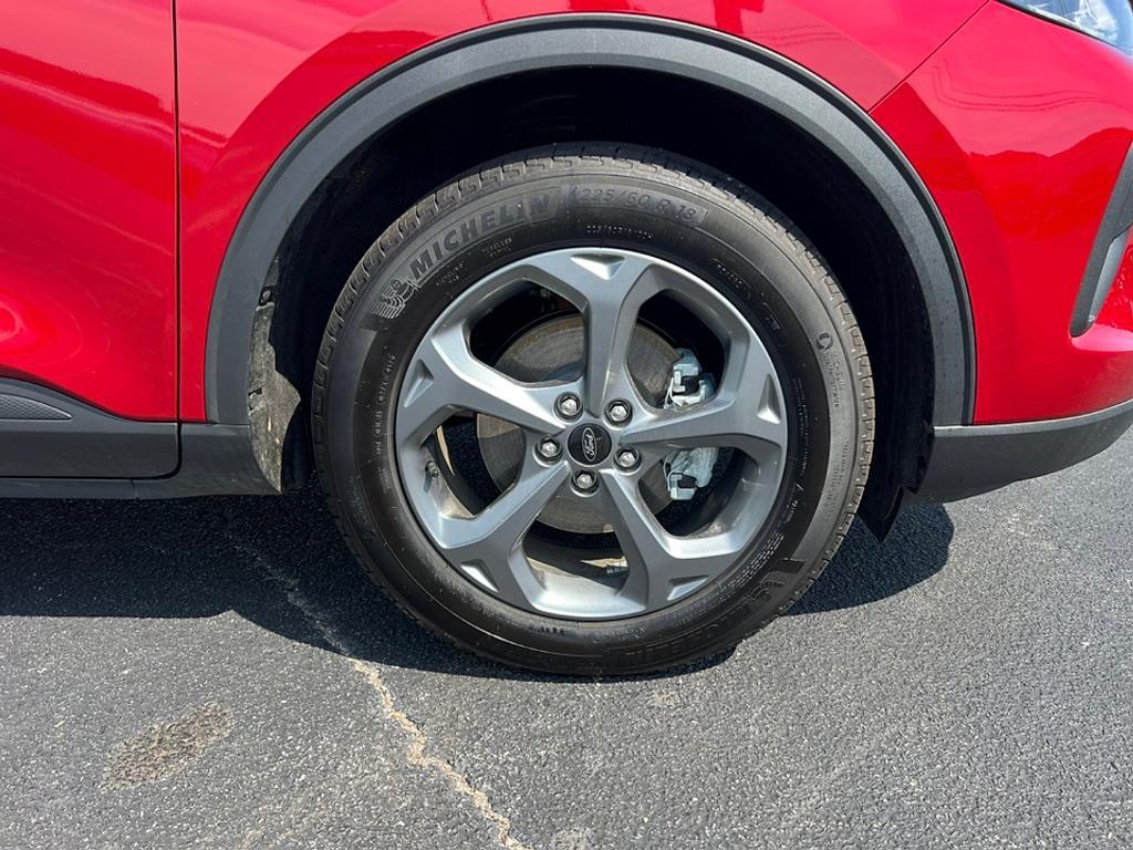 new 2025 Ford Escape car, priced at $29,820