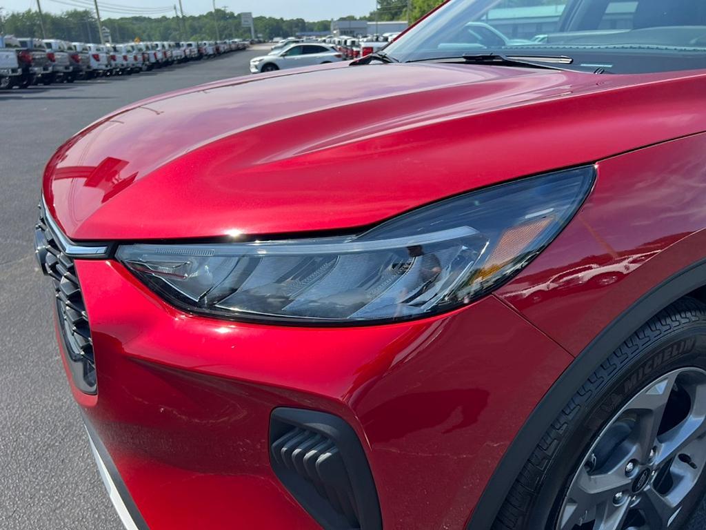 new 2025 Ford Escape car, priced at $29,820