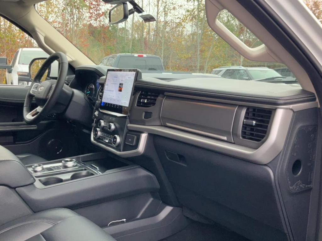 new 2024 Ford Expedition Max car, priced at $63,330