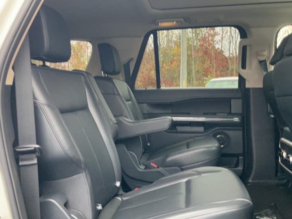 new 2024 Ford Expedition Max car, priced at $63,330