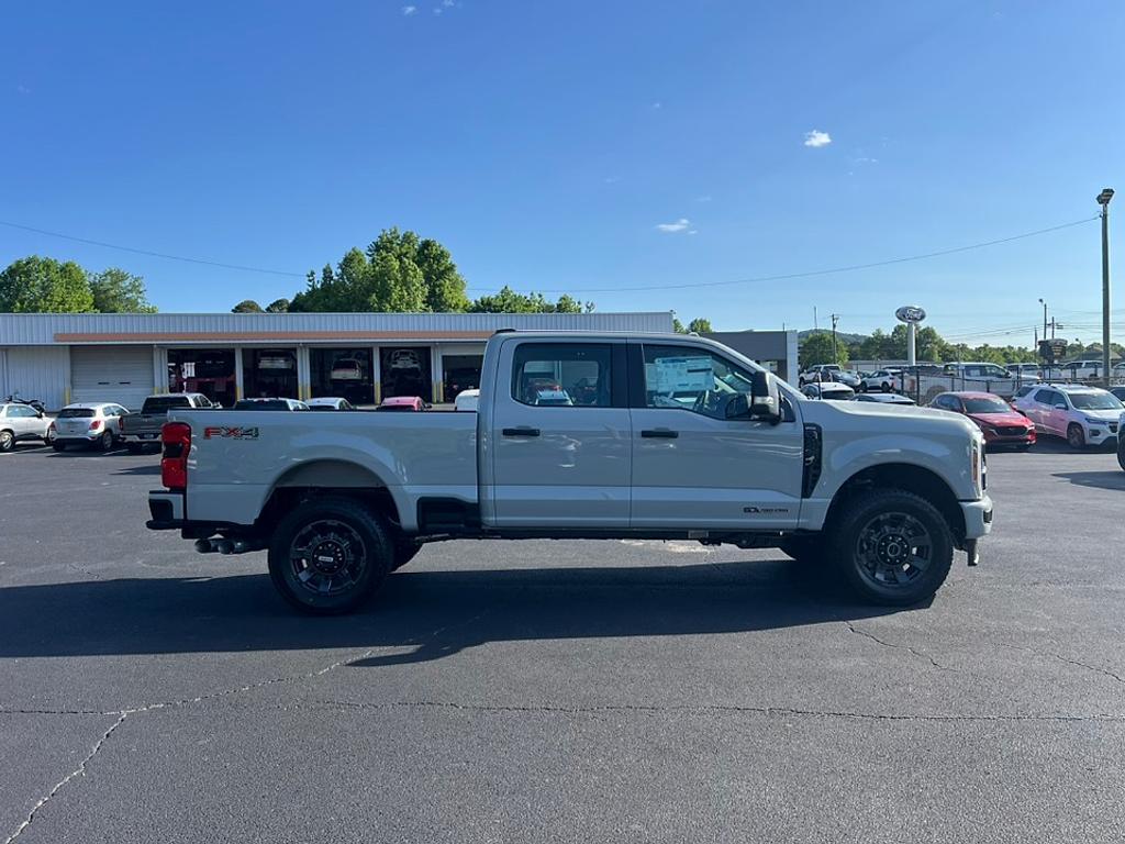 new 2025 Ford F-250 car, priced at $65,870
